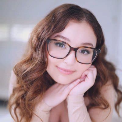 leana lovings pussy
